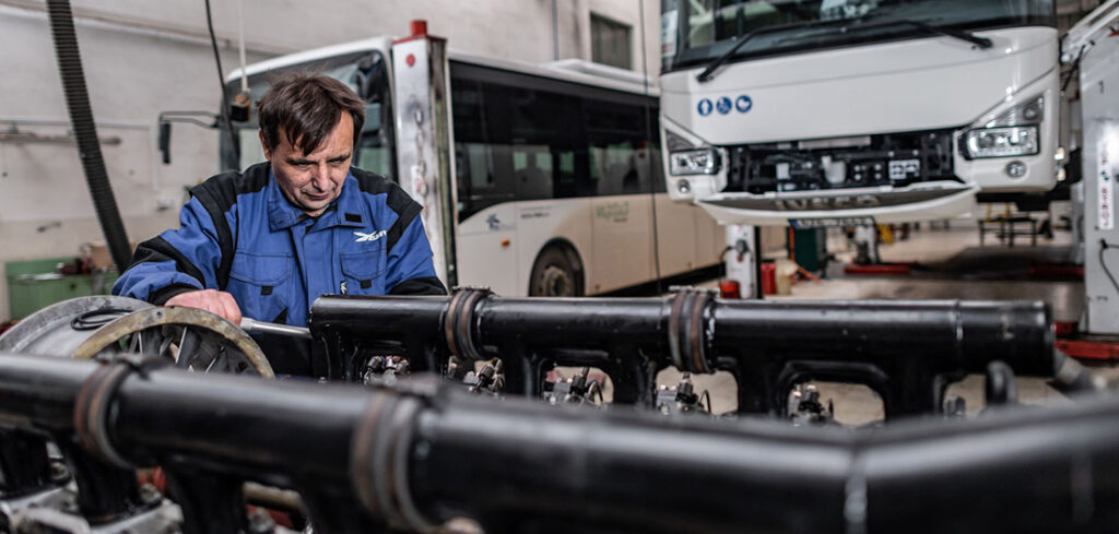 Servis autobusu ve společnosti ZLINER s.r.o. v akci